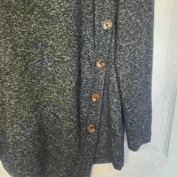 Lily  Morgan Tunic with Button Detail Down Front - Size M - Picture 3 of 7